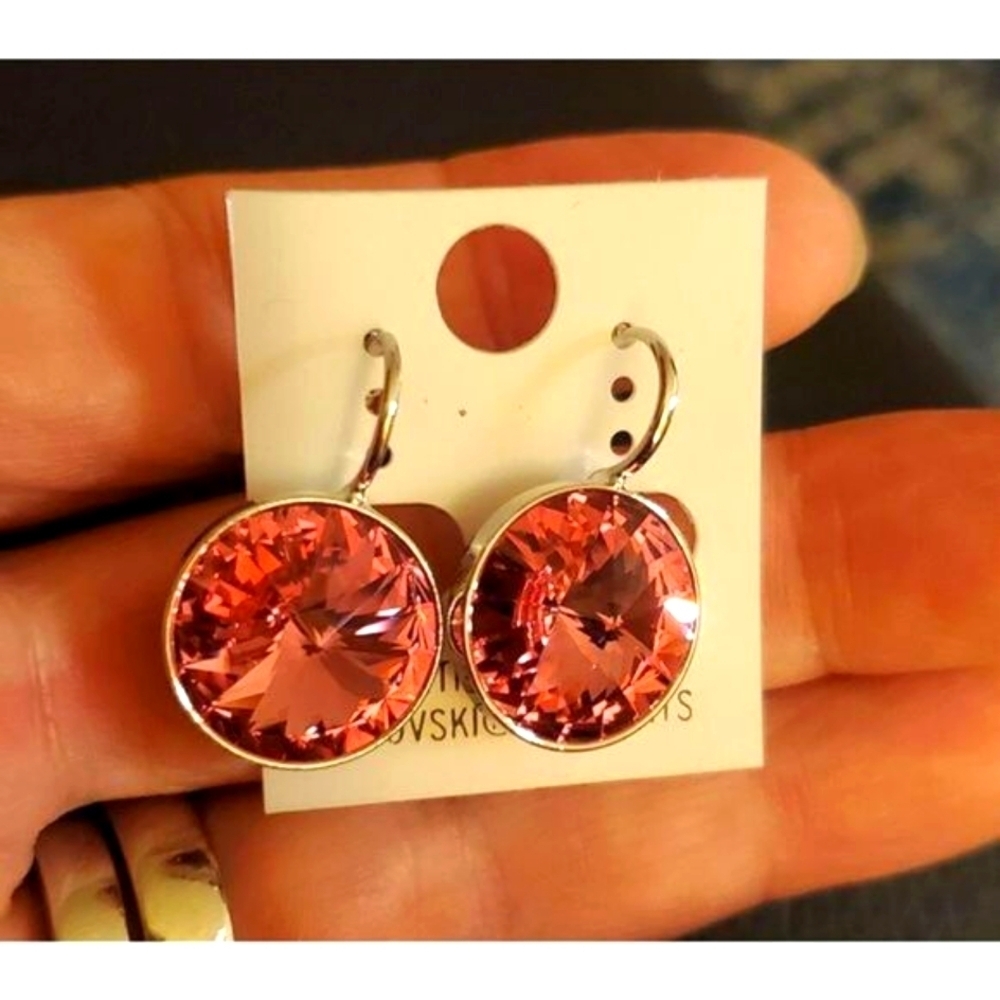 NEW! Swarovski Element Earrings Medium‎ Pink Round 15mm. Leverback. Dangle. Work